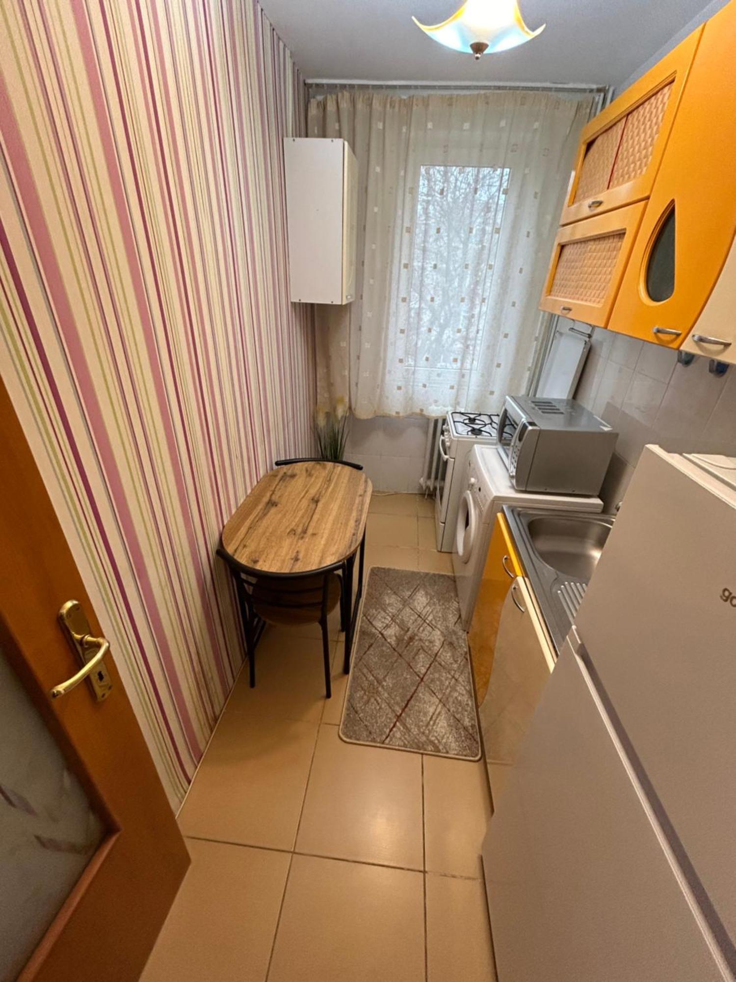 Cozy & Warm Studio Βουκουρέστι Εξωτερικό φωτογραφία